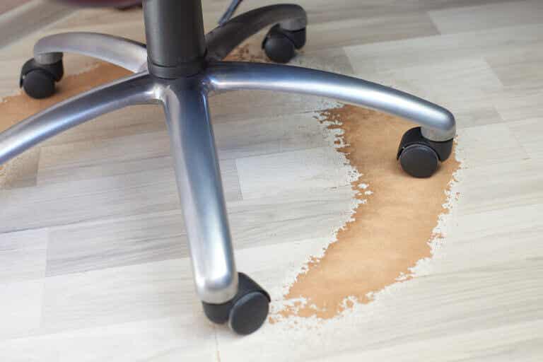 How to avoid the wear of the floor with the rubbing of the chairs